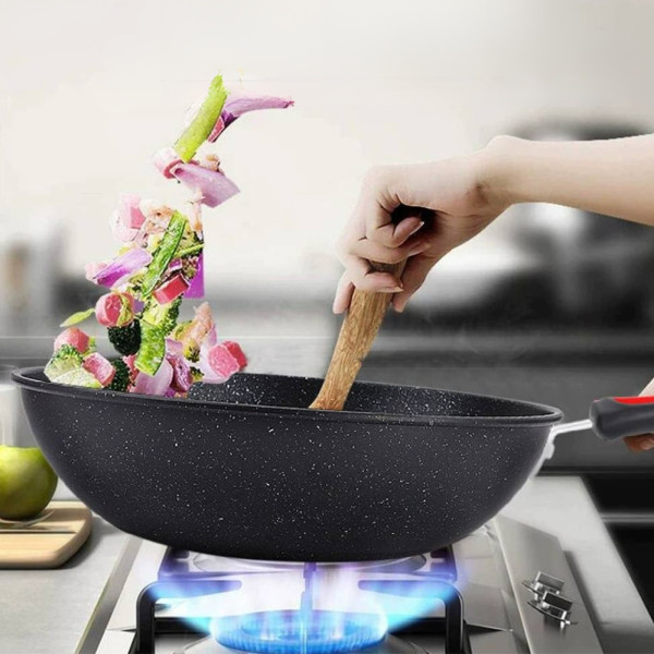 Набор посуды с антипригарным покрытием 3в1 Кастрюля с прямой и WOK сковородками Набор посуды с антипригарным покрытием 3в1 Кастрюля с прямой и WOK сковородками