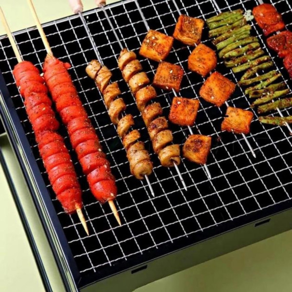 Складаний мангал чемодан переносний BBQ портативний барбекю гриль з решіткою для пікніка Складаний мангал чемодан переносний BBQ портативний барбекю гриль з решіткою для пікніка
