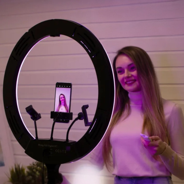 Светодиодная кольцевая RGB лампа MJ56 с пультом цветной студийный видеосвет для фото видео блогеров Светодиодная кольцевая RGB лампа MJ56 с пультом цветной студийный видеосвет для фото видео блогеров