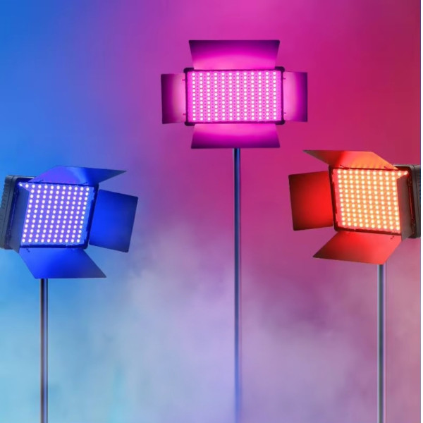 Прямоугольная светодиодная лампа U600 RGB для фото и видеосъёмок портативный LED видеосвет 21х12 см Прямоугольная светодиодная лампа U600 RGB для фото и видеосъёмок портативный LED видеосвет 21х12 см