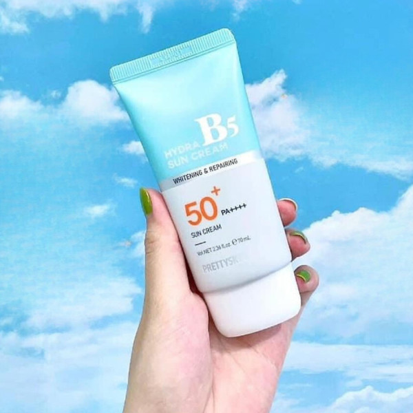 Солнцезащитный крем с отбеливающим эффектом Prettyskin Hydra В5 Sun Cream SPF 50+