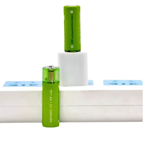 Аккумуляторные перезаряжаемые батарейки USB АА FluCat Пальчиковые аккумуляторы в кейсе 1500 mAh 2шт Аккумуляторные перезаряжаемые батарейки USB АА FluCat Пальчиковые аккумуляторы в кейсе 1500 mAh 2шт