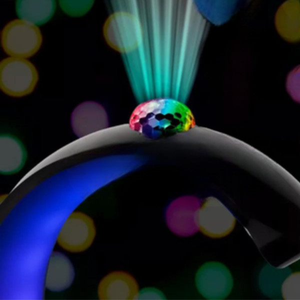 Аккумуляторный ночник лампа 7RGB с беспроводной зарядкой часами BT3402 колонка Bluetooth проектор и радио 15W Аккумуляторный ночник лампа 7RGB с беспроводной зарядкой часами BT3402 колонка Bluetooth проектор и радио 15W