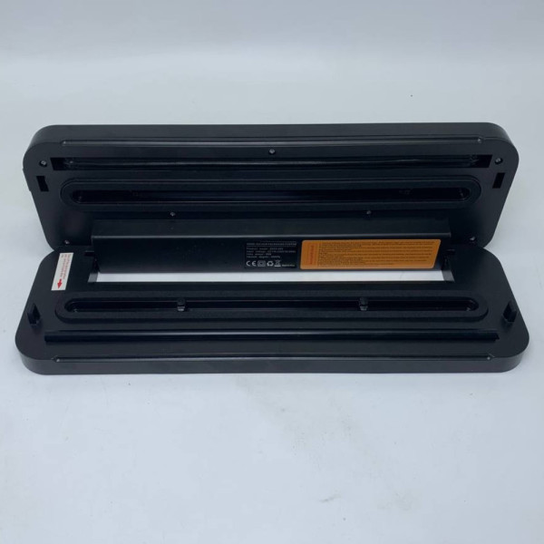 Вакууматор домашний упаковщик с пакетами автоматический Vacuum Sealer Вакуумный бытовой аппарат для упаковки продуктов для дома
