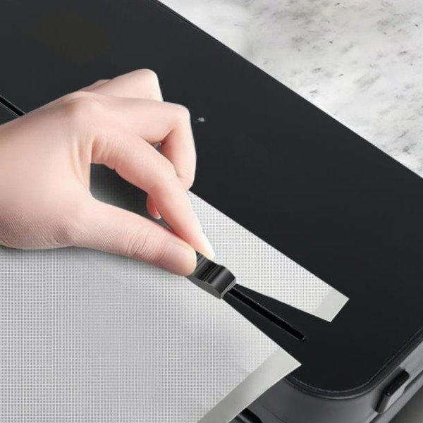 Вакууматор домашний упаковщик с пакетами автоматический Vacuum Sealer Вакуумный бытовой аппарат для упаковки продуктов для дома