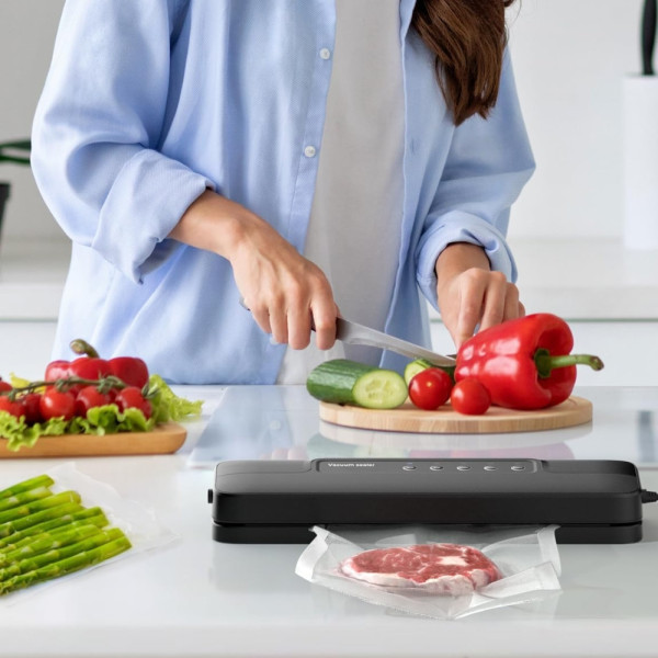 Вакуумный домашний упаковщик с пакетами автоматический Vacuum Sealer Вакууматор бытовой аппарат для упаковки продуктов