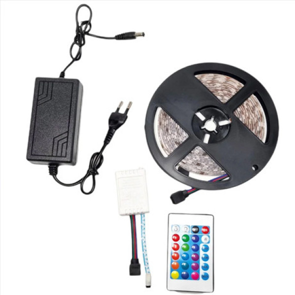 Светодиодная лента Led Strip RGB 5 м 2835 силиконовая с пультом и переходником светодиодное освещение