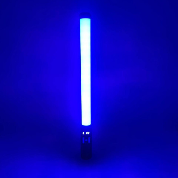 Светодиодная лампа меч RGB Light Stick с пультом и штативом 2м разноцветная палка для фото и видеосъёмки Светодиодная лампа меч RGB Light Stick с пультом и штативом 2м разноцветная палка для фото и видеосъёмки