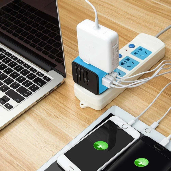 Универсальный сетевой  USB адаптер для путешествий и дома Adapter Travel ORIGINAL Переходник для розеток Синий