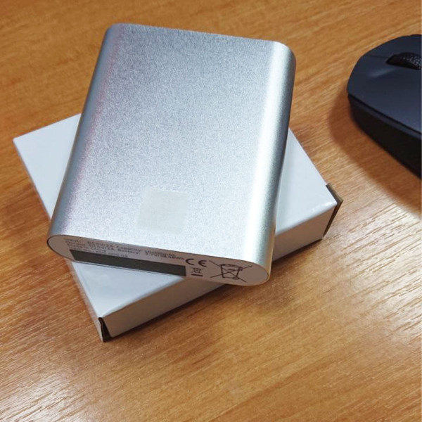 Портативный внешний аккумулятор Power bank зарядное устройство Повербанк тайп си и юсб 10000 mAh - 10400 mAh