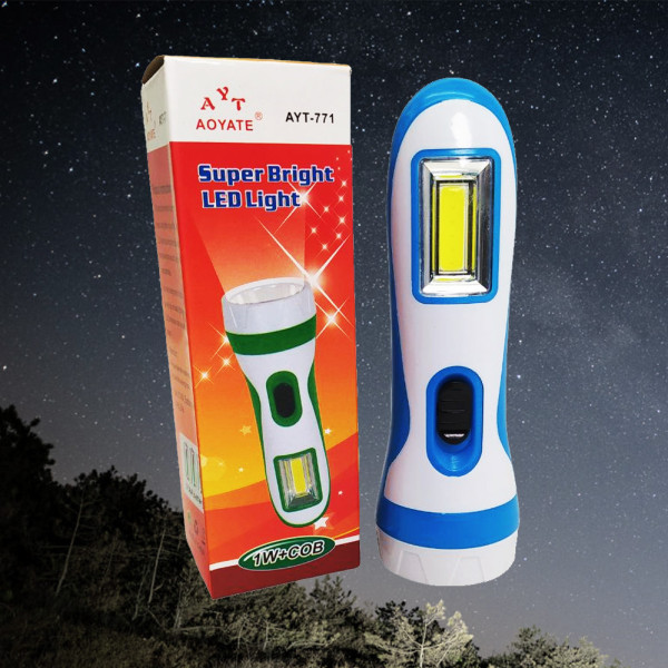 Ручной фонарь Super Bright LED Light AYT-771 компактный фонарик на батарейках