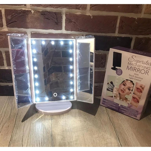 Зеркало с подсветкой косметическое для макияжа настольное тройное 22 LED Mirror с диодами Зеркало с подсветкой косметическое для макияжа настольное тройное 22 LED Mirror с диодами