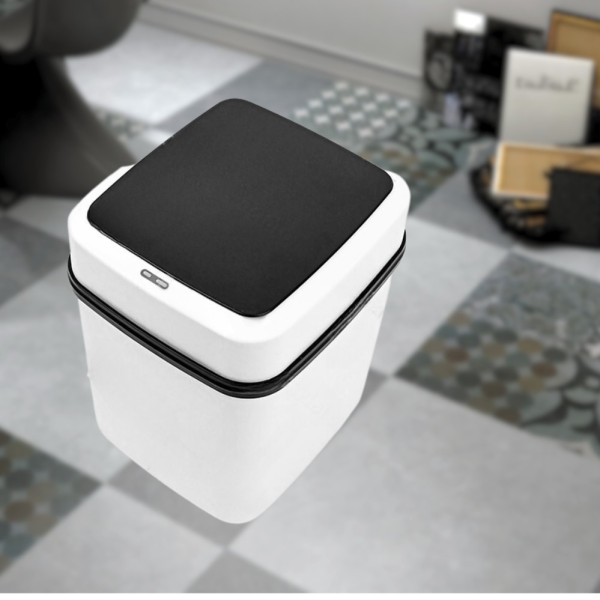 Ведро мусорное сенсорное с крышкой на 10 л Sensor Trash Box с умным датчиком на батарейках для кухни