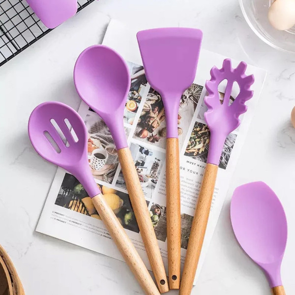 Кухонне приладдя Kitchen & dining фіолетовий набір силіконовий кухонне начиння 12 шт дерево силікон Кухонне приладдя Kitchen & dining фіолетовий набір силіконовий кухонне начиння 12 шт дерево силікон