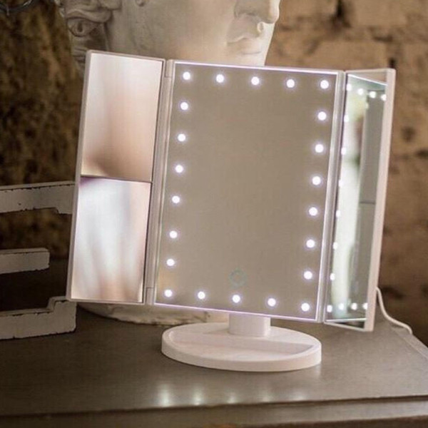 Зеркало с подсветкой косметическое для макияжа настольное тройное 22 LED Mirror с диодами Зеркало с подсветкой косметическое для макияжа настольное тройное 22 LED Mirror с диодами