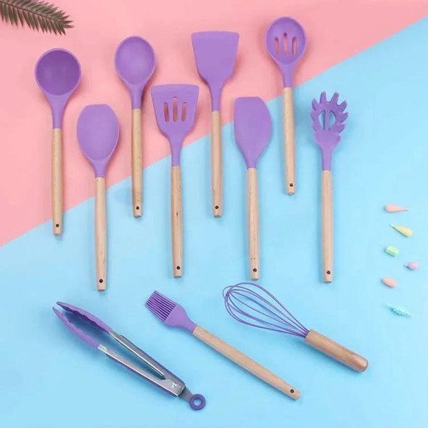 Кухонне приладдя Kitchen & dining фіолетовий набір силіконовий кухонне начиння 12 шт дерево силікон Кухонне приладдя Kitchen & dining фіолетовий набір силіконовий кухонне начиння 12 шт дерево силікон