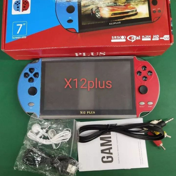 Игровая консоль X12 Plus  беспроводная ретро приставка с дисплеем 7 дюймов встроенными играми выходом к ТВ